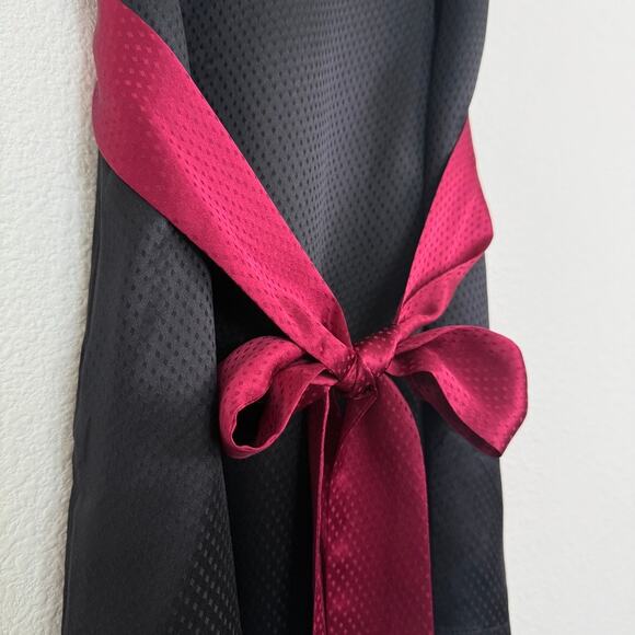 Ted Baker London Black Ruffle Silk Dress with Burgundy Bow Detail Size 4 (1) - Picture 5 of 11